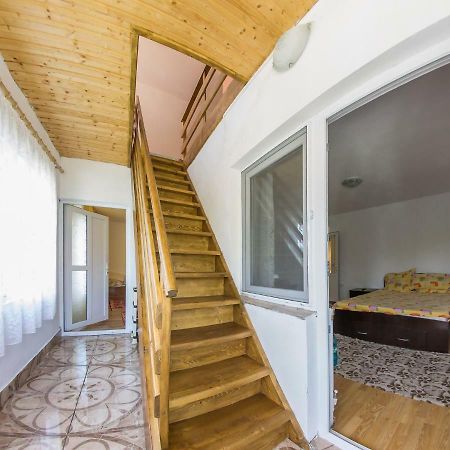 Casa De Vacanta Jeny Novaci-Străini Buitenkant foto