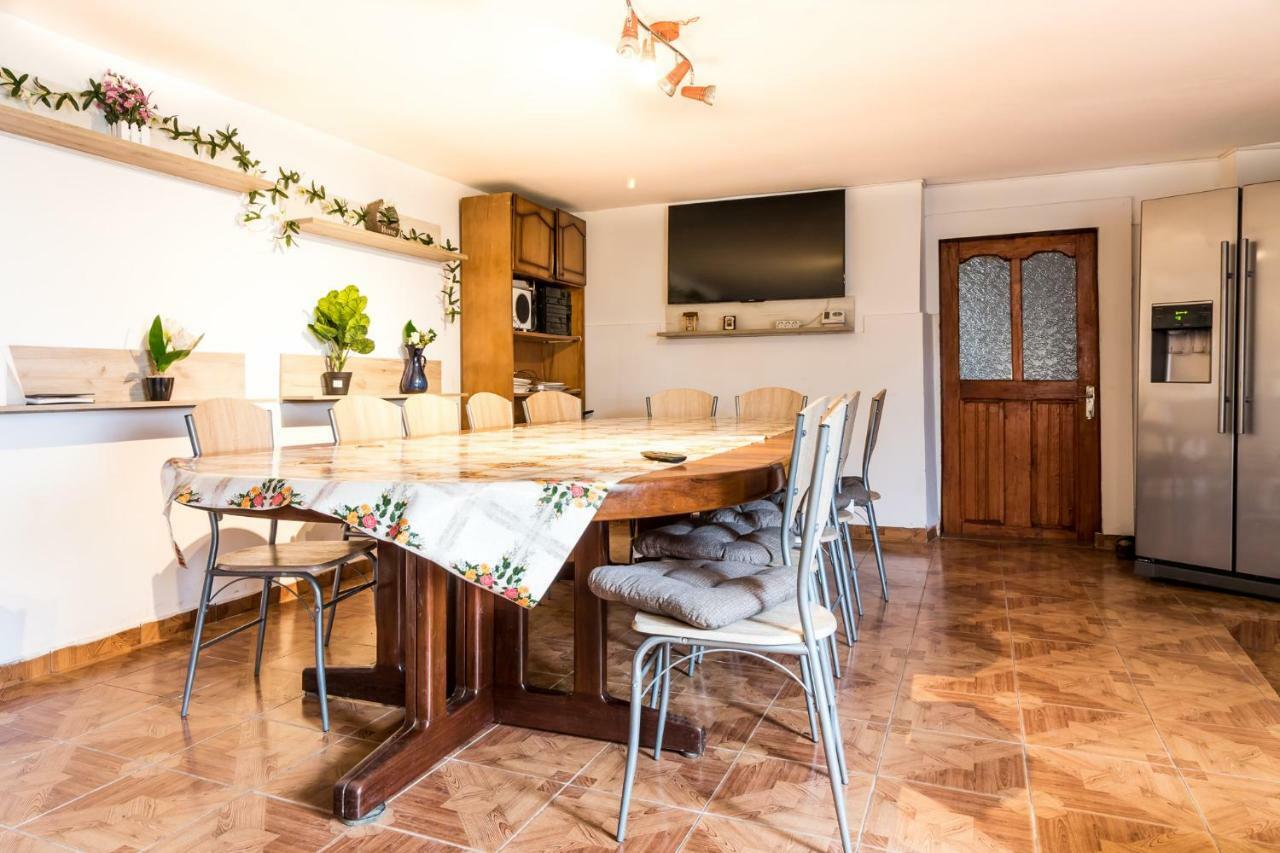 Casa De Vacanta Jeny Novaci-Străini Buitenkant foto